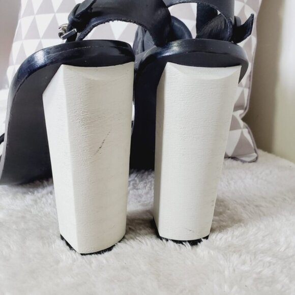 L.A.M.B Valiant Avant Garde Wood Block Heel Leather Mod Goth Strappy Heels 10 - Picture 2 of 7